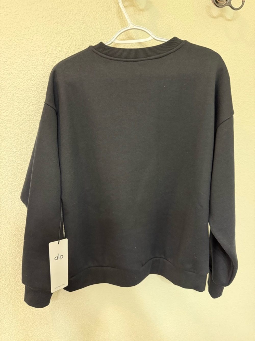 ALO accolade crew neck pullover - Picture 8 of 8